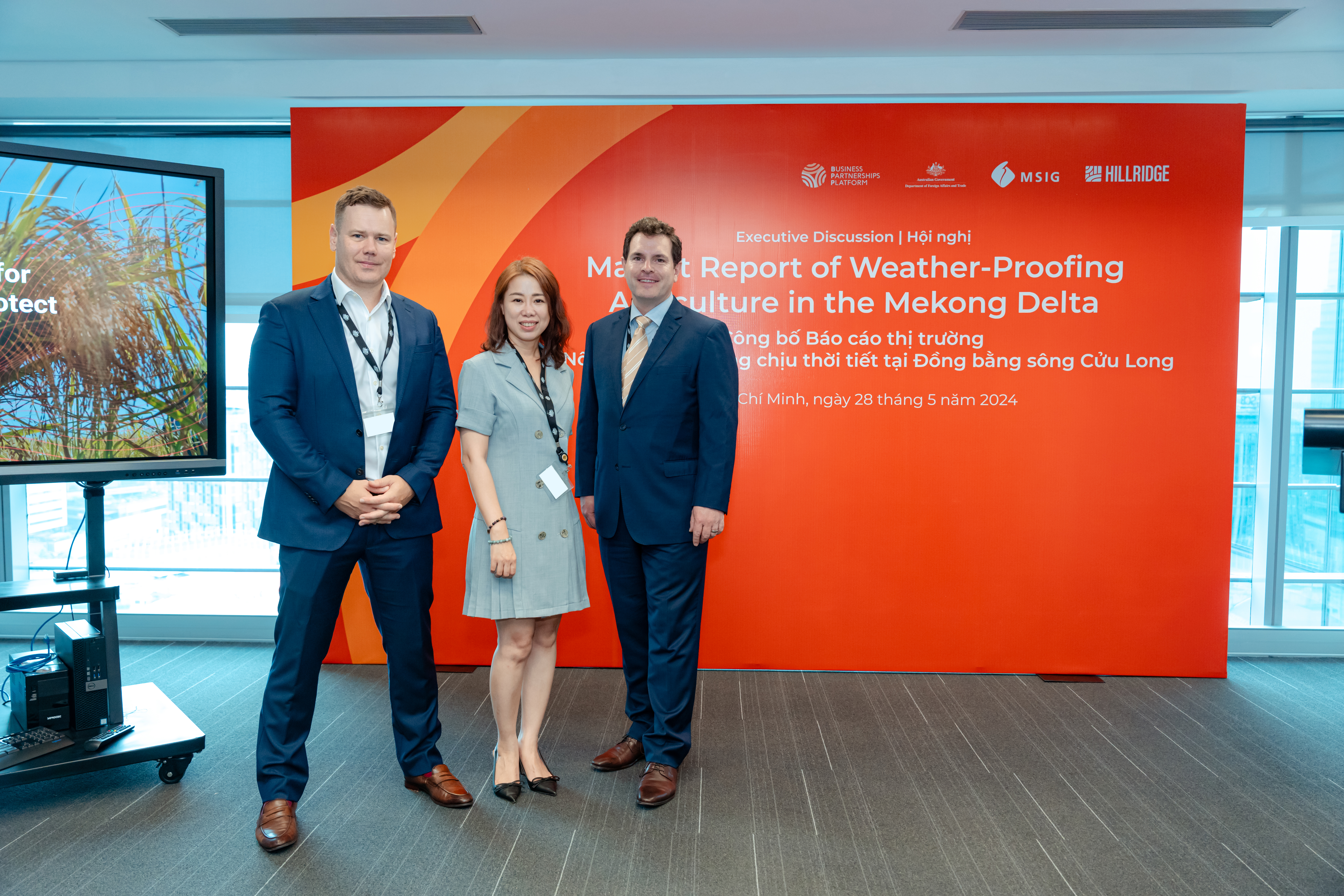 Representatives of MSIG Vietnam, Hillridge and Clickable Impact